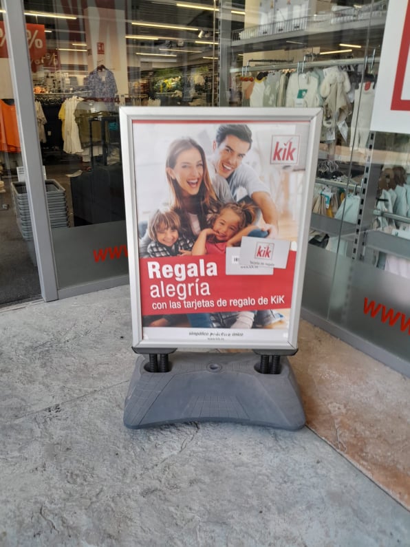 Caballetes y expositores